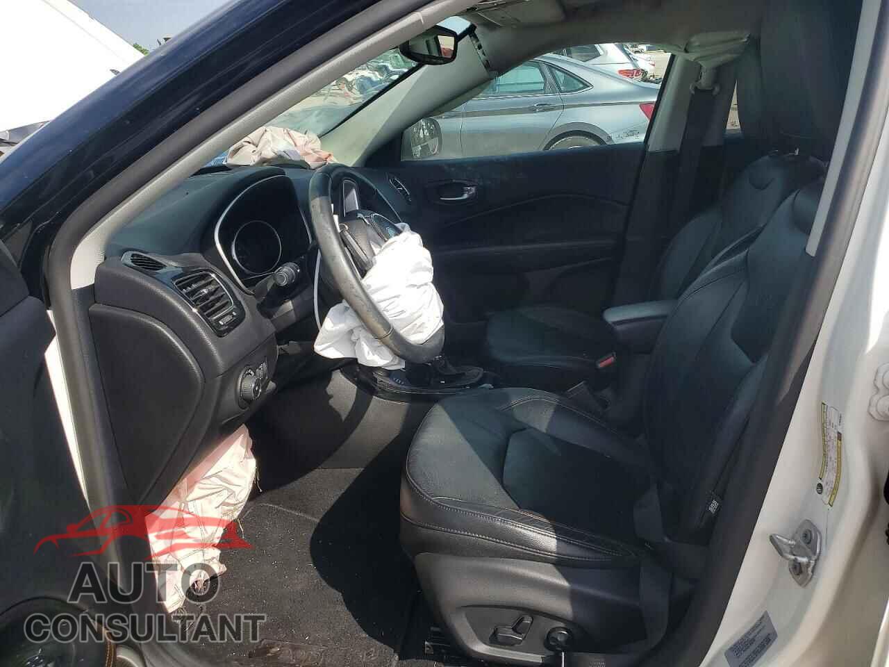 JEEP COMPASS 2017 - 3C4NJDCB6HT630661