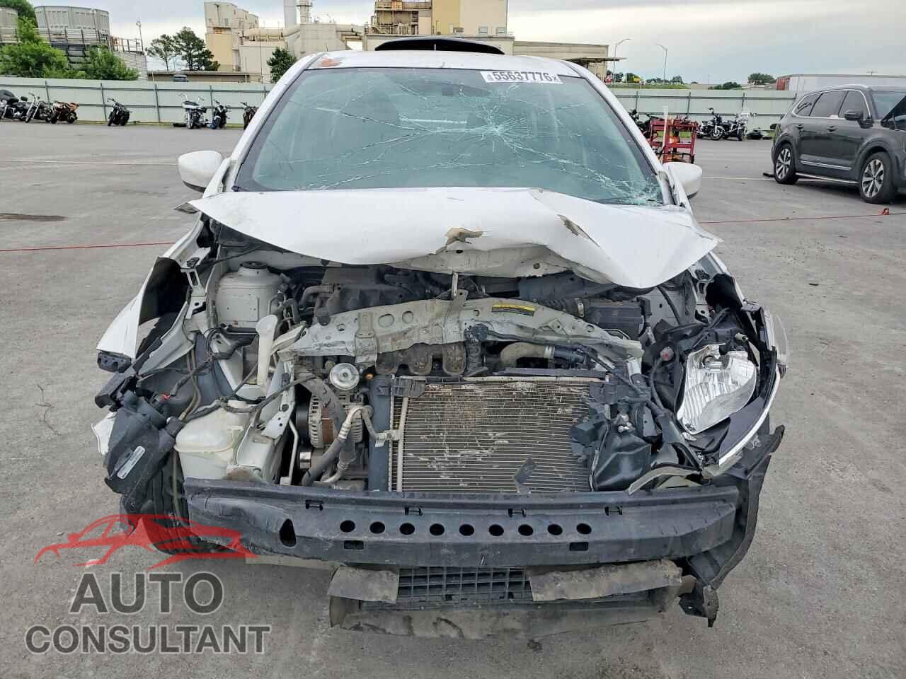 NISSAN VERSA 2017 - 3N1CE2CP3HL357547