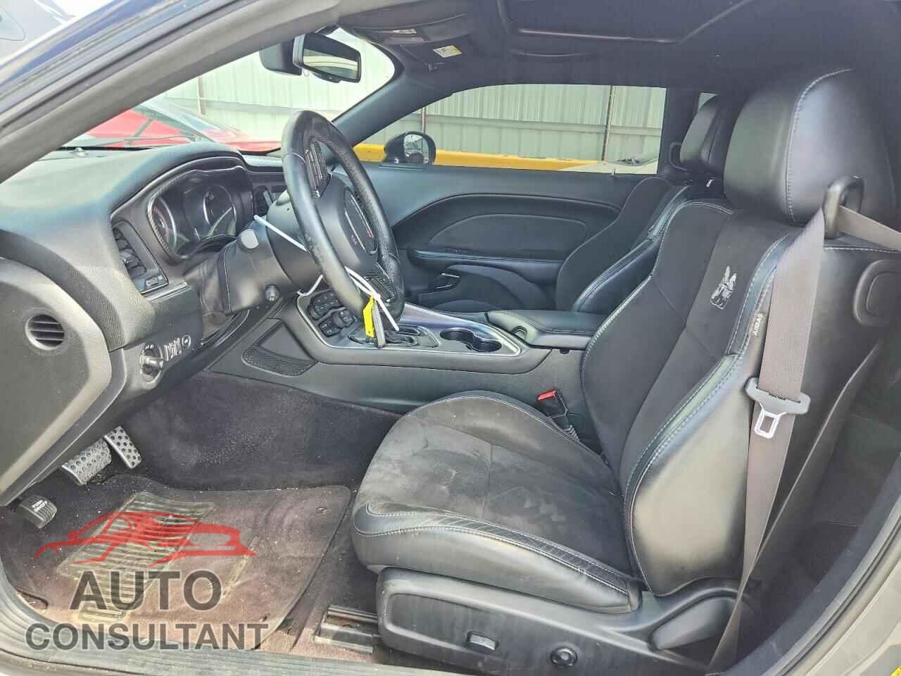 DODGE CHALLENGER 2017 - 2C3CDZFJ5HH611756