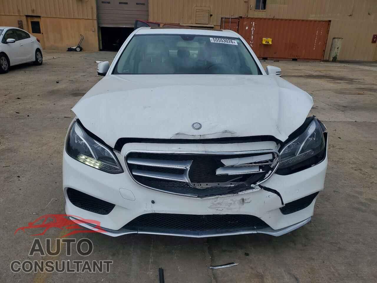MERCEDES-BENZ E-CLASS 2014 - WDDHF5KB0EA881044