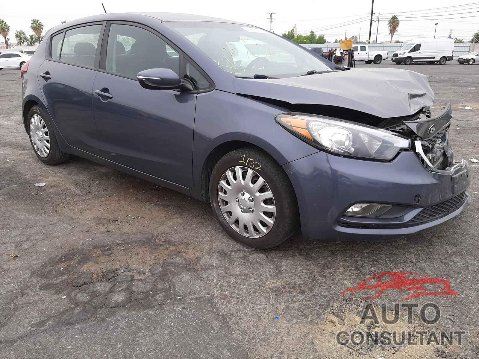 KIA FORTE 2016 - KNAFK5A86G5526214