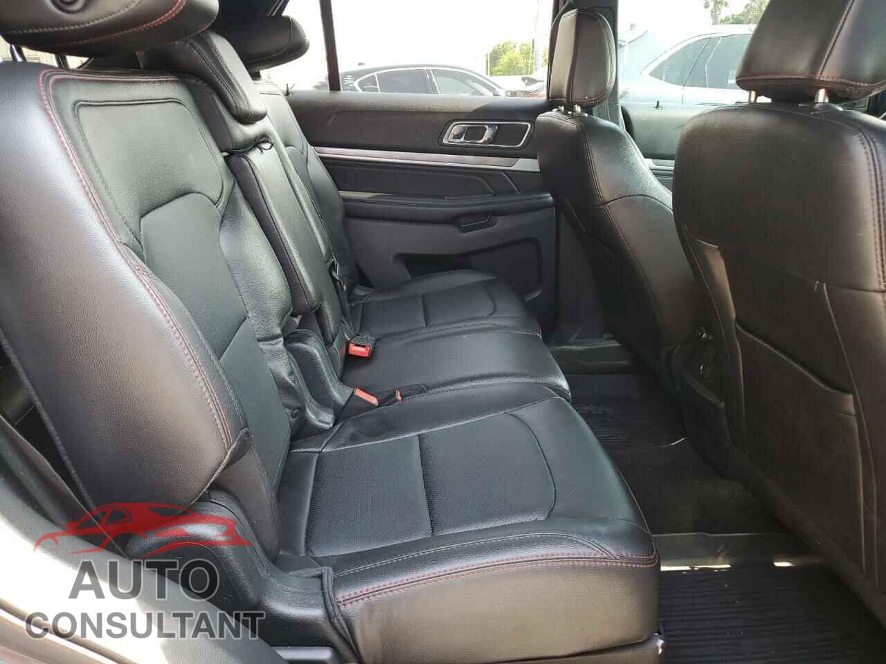 FORD EXPLORER 2018 - 1FM5K8GTXJGB14770