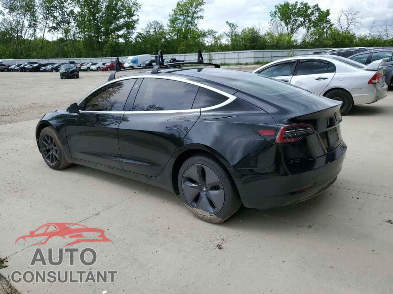 TESLA MODEL 3 2019 - 5YJ3E1EA7KF193323
