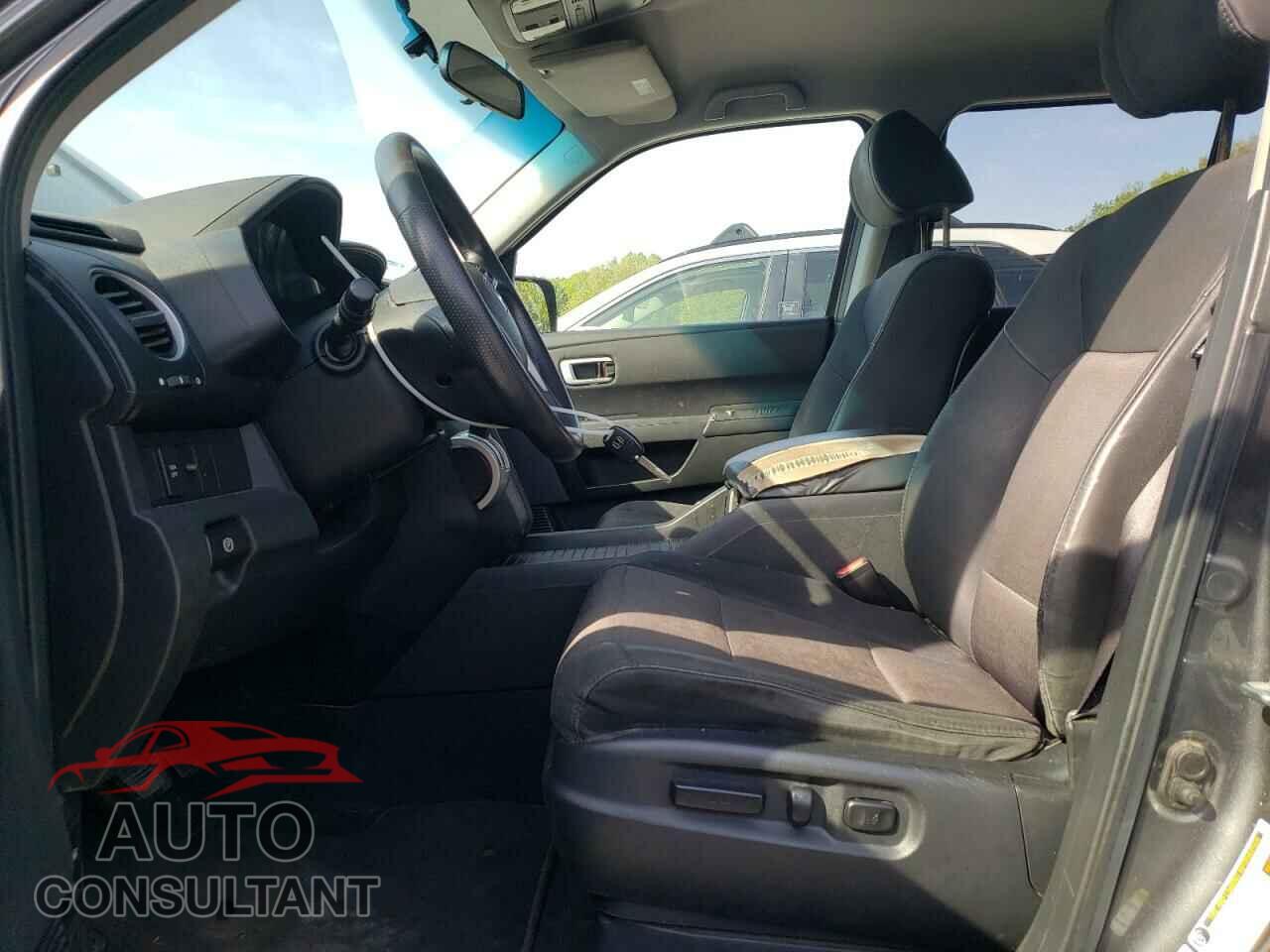 HONDA PILOT 2011 - 5FNYF4H49BB045927