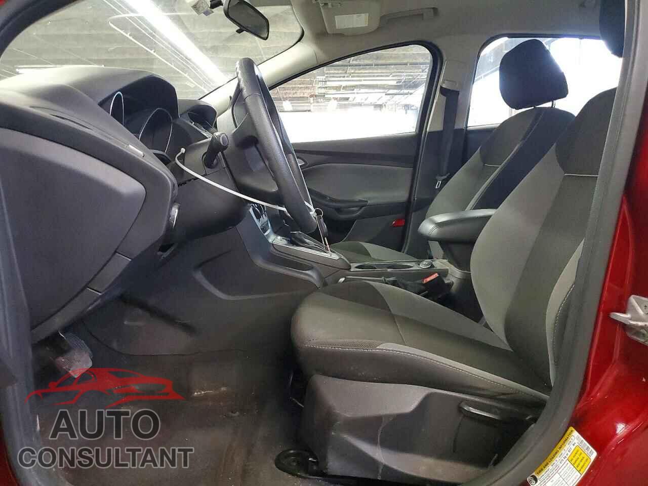 FORD FOCUS 2014 - 1FADP3F21EL136382