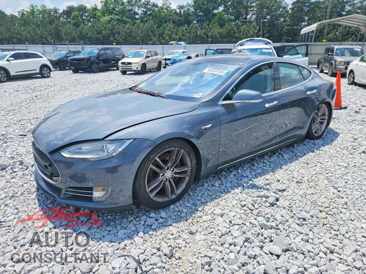 TESLA MODEL S 2013 - 5YJSA1CN2DFP05375