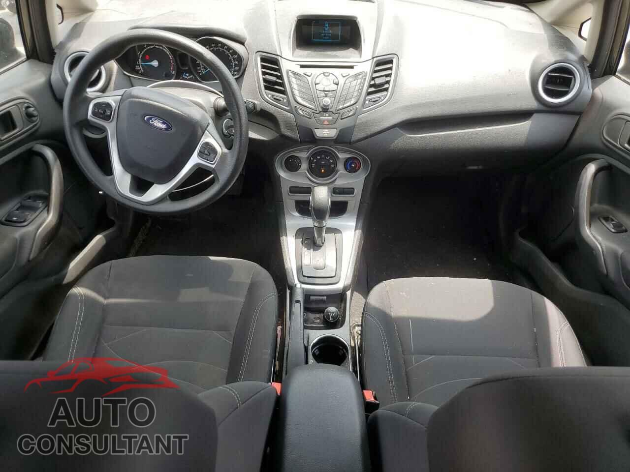 FORD FIESTA 2017 - 3FADP4EJ8HM172281