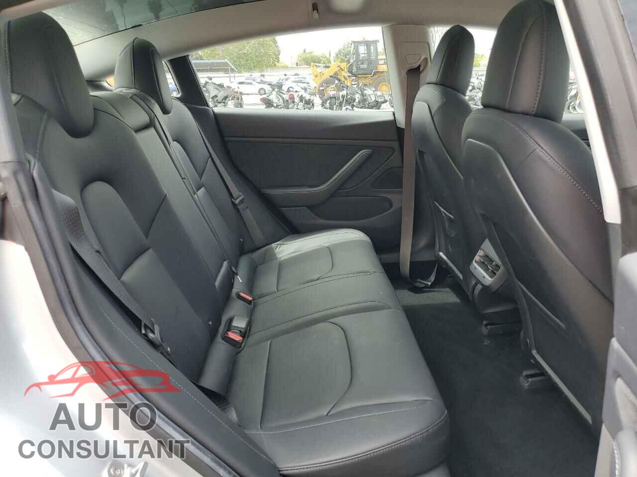 TESLA MODEL 3 2018 - 5YJ3E1EA4JF012855