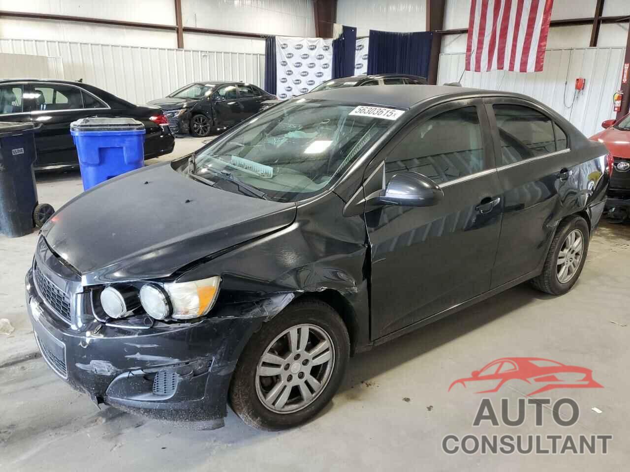 CHEVROLET SONIC 2015 - 1G1JC5SH6F4126689