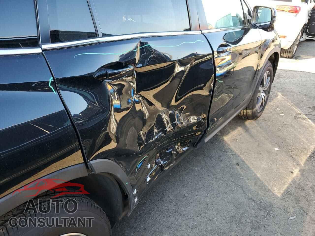 HONDA PILOT 2017 - 5FNYF6H53HB049467