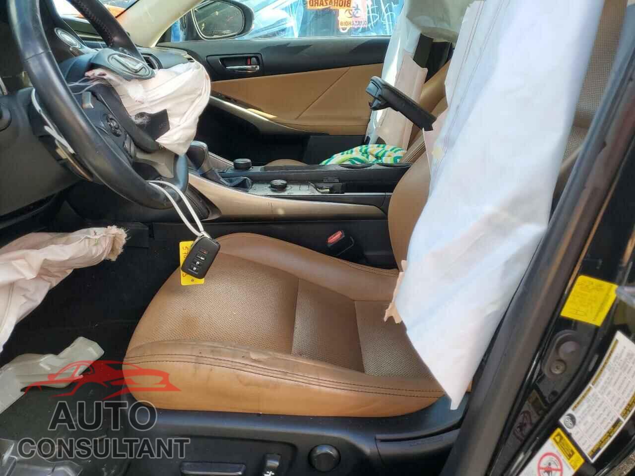 LEXUS IS 2015 - JTHBF1D27F5044936