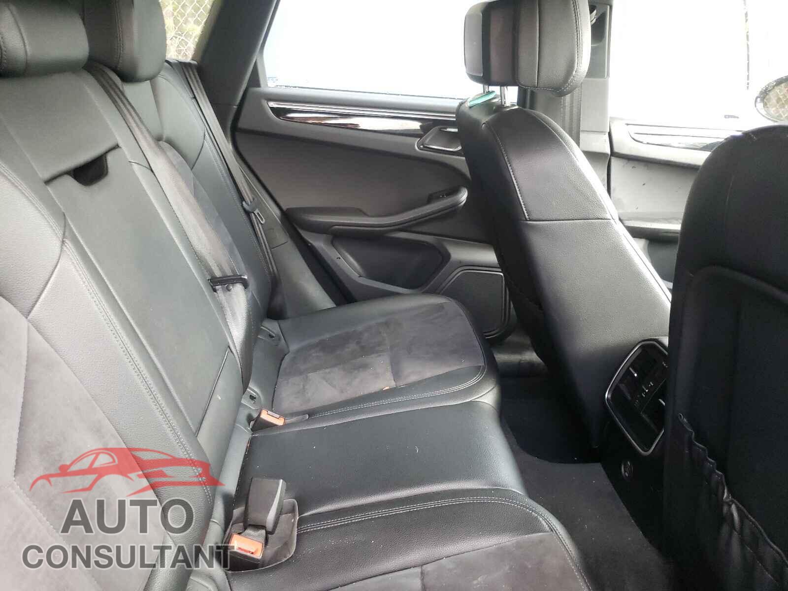 PORSCHE MACAN 2017 - WP1AA2A52HLB80789