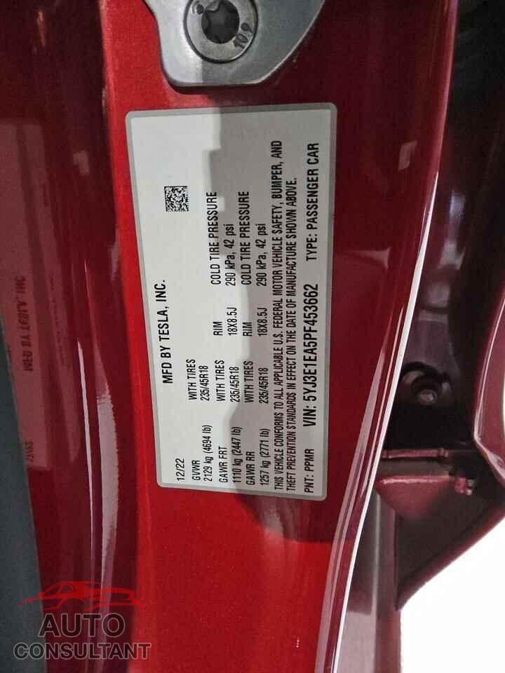 TESLA MODEL 3 2023 - 5YJ3E1EA5PF453662