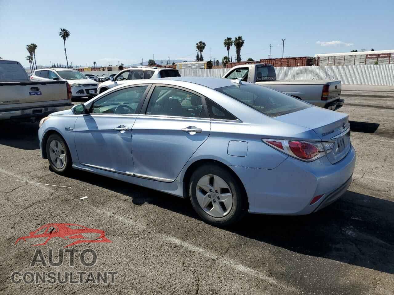 HYUNDAI SONATA 2012 - KMHEC4A43CA047569