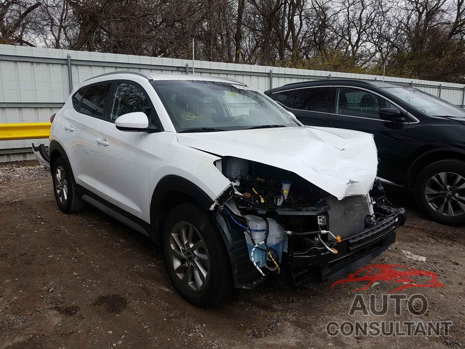 HYUNDAI TUCSON 2018 - KM8J33A49JU627686