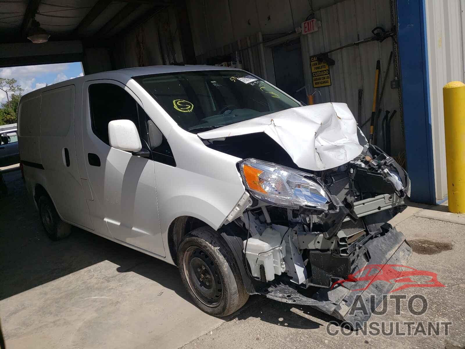 NISSAN NV 2019 - 3N6CM0KN5KK695692