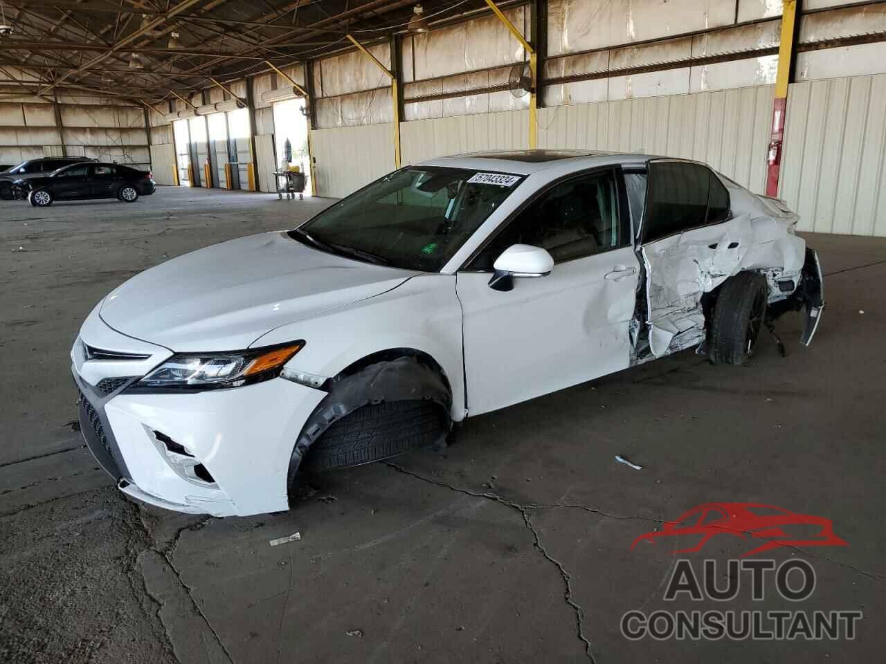 TOYOTA CAMRY 2019 - 4T1B11HK9KU222884