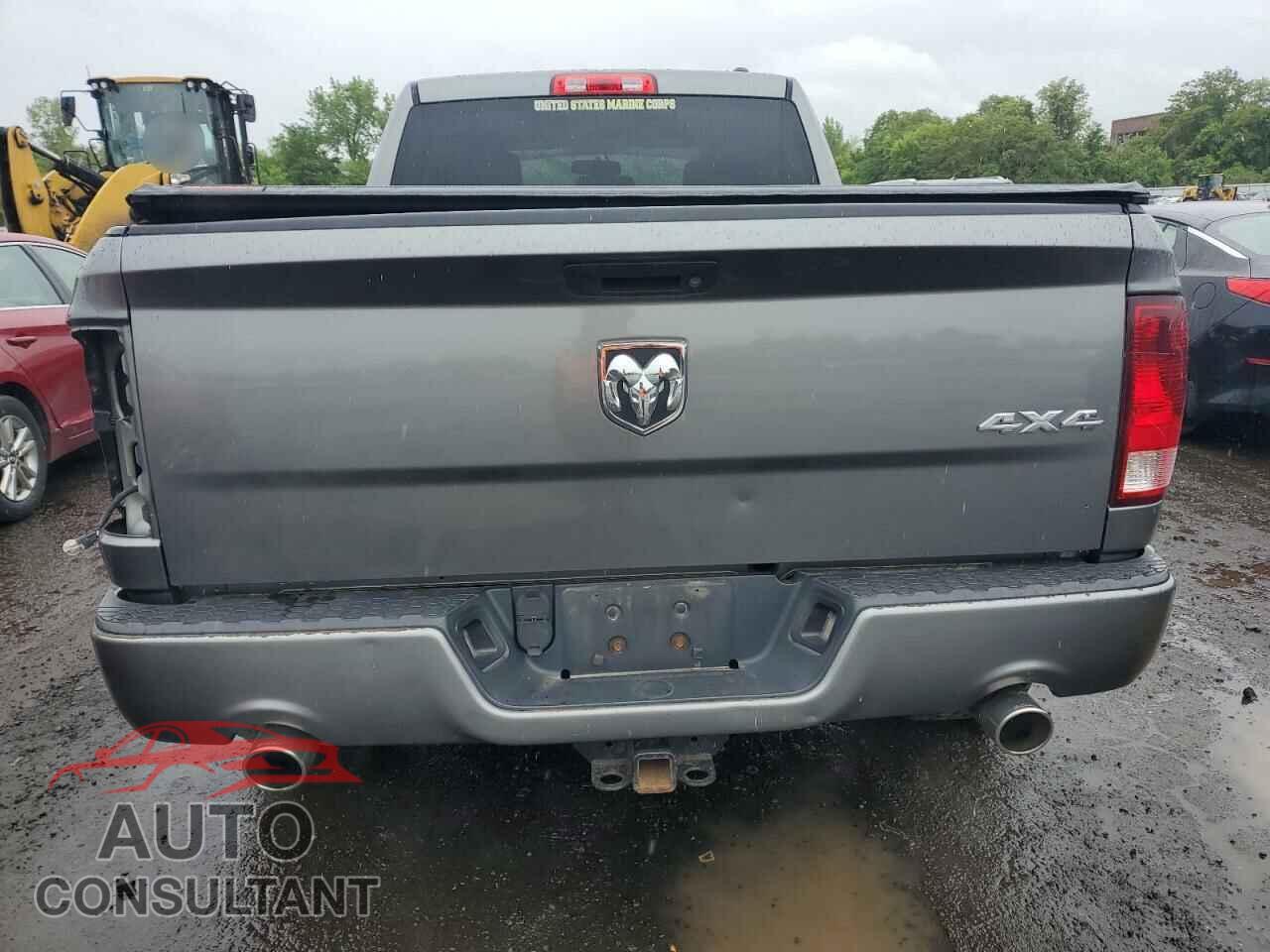 DODGE RAM 1500 2012 - 1C6RD7FT5CS342498