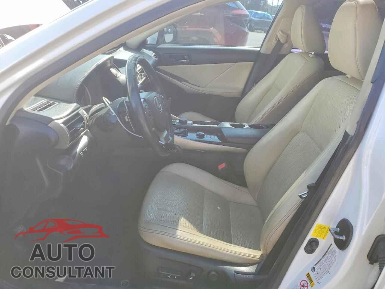 LEXUS IS 2014 - JTHBF1D27E5026578