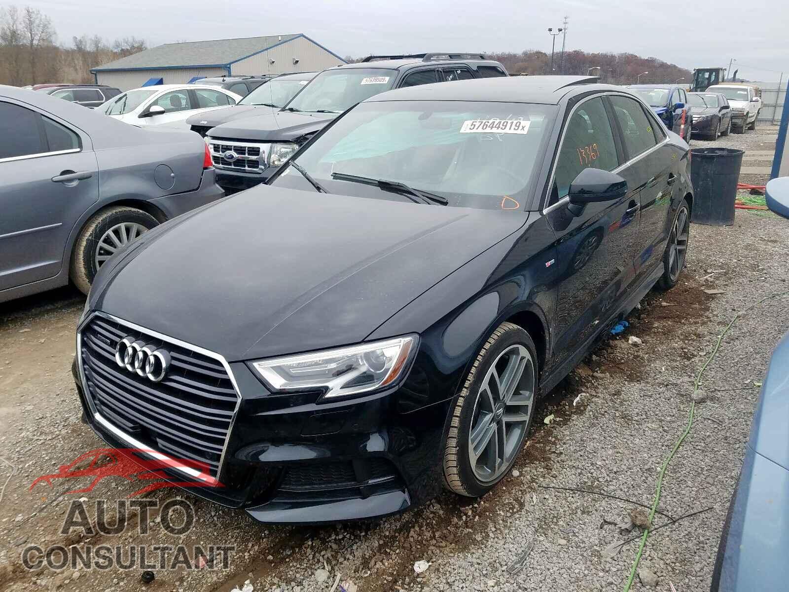 AUDI A3 2018 - WAUJ8GFF9J1025568