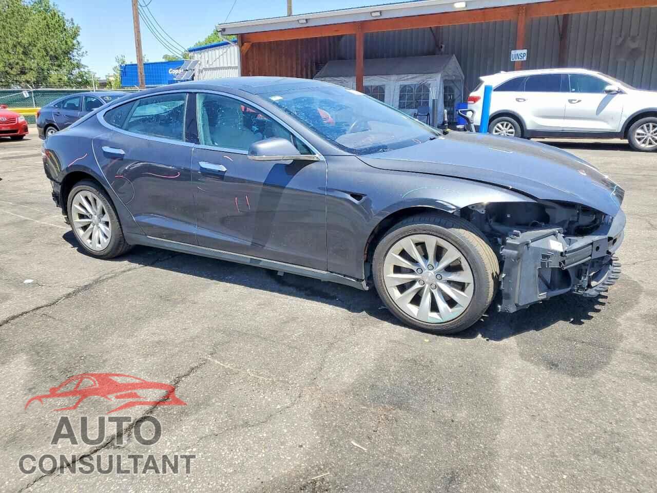 TESLA MODEL S 2015 - 5YJSA1E26FF108459