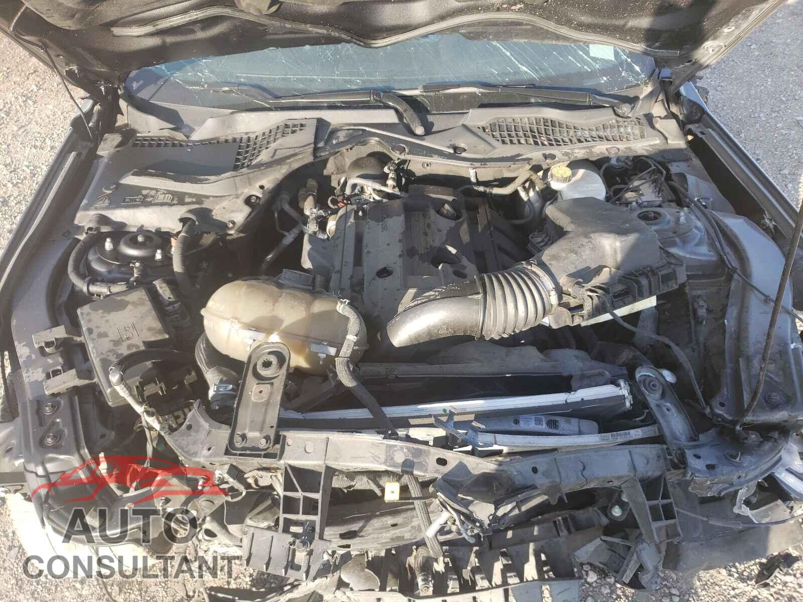 FORD MUSTANG 2019 - 1FA6P8TH0K5125310
