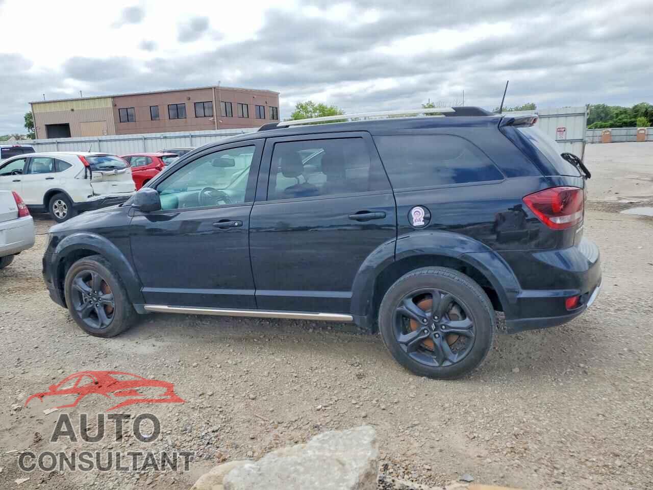 DODGE JOURNEY 2020 - 3C4PDCGB7LT265646
