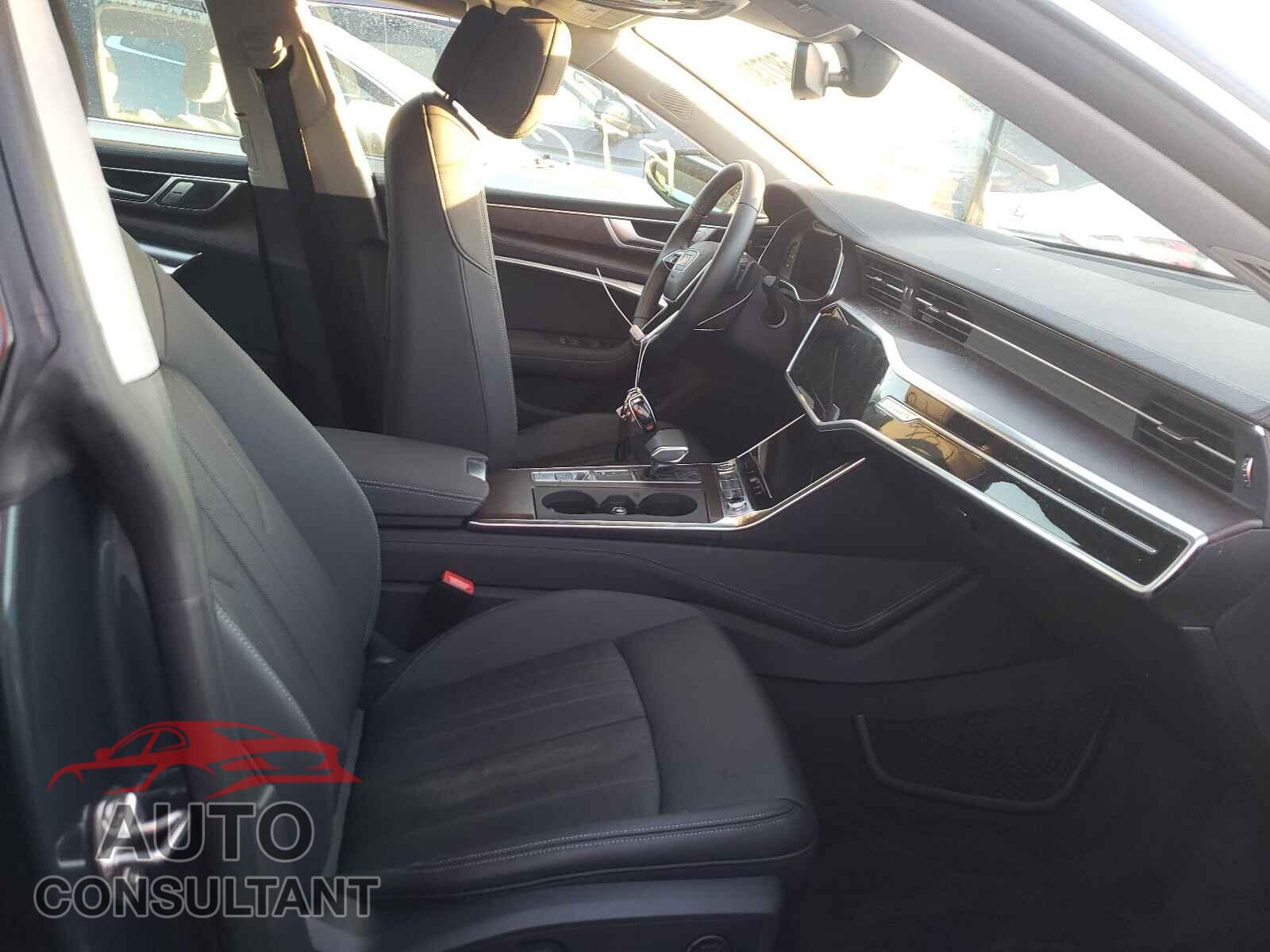 AUDI A7 2019 - WAUR2AF25KN088546