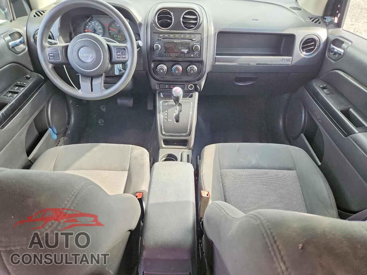 JEEP COMPASS 2011 - 1J4NF1FB4BD169611