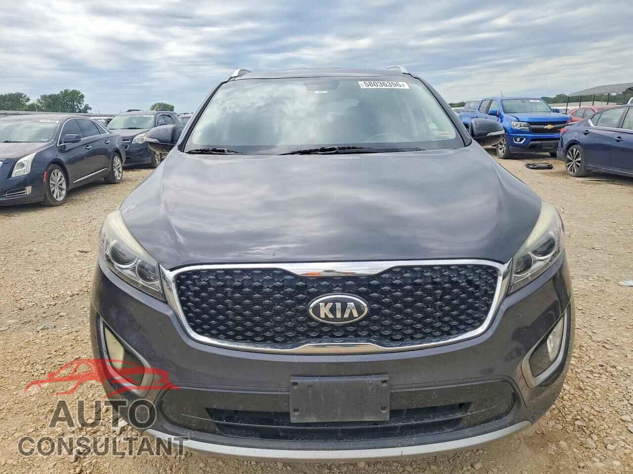 KIA SORENTO 2017 - 5XYPHDA59HG204357