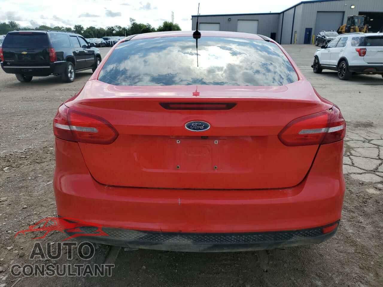 FORD FOCUS 2016 - 1FADP3FE0GL202515