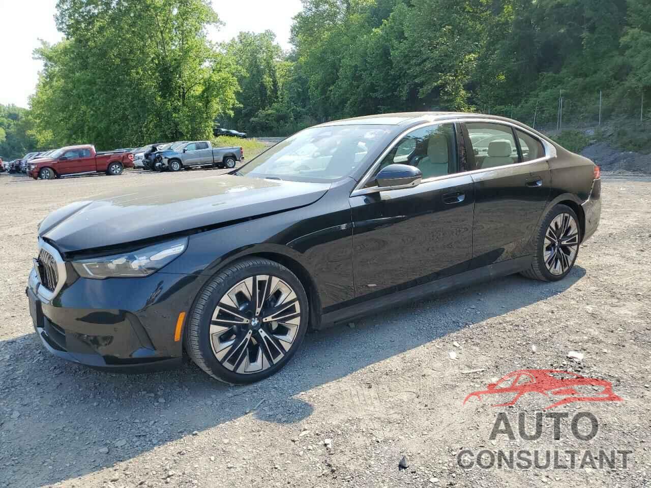 BMW 5 SERIES 2024 - WBA53FJ04RCP87607
