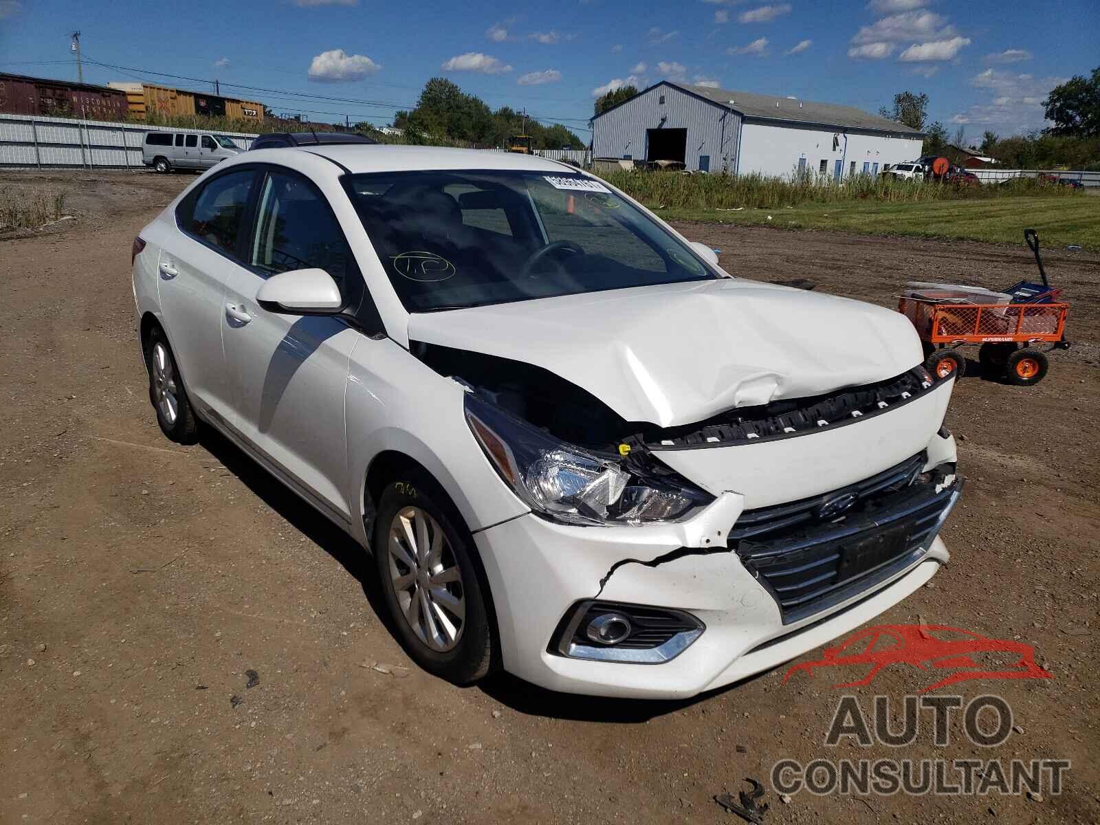 HYUNDAI ACCENT 2019 - 3KPC24A3XKE049093
