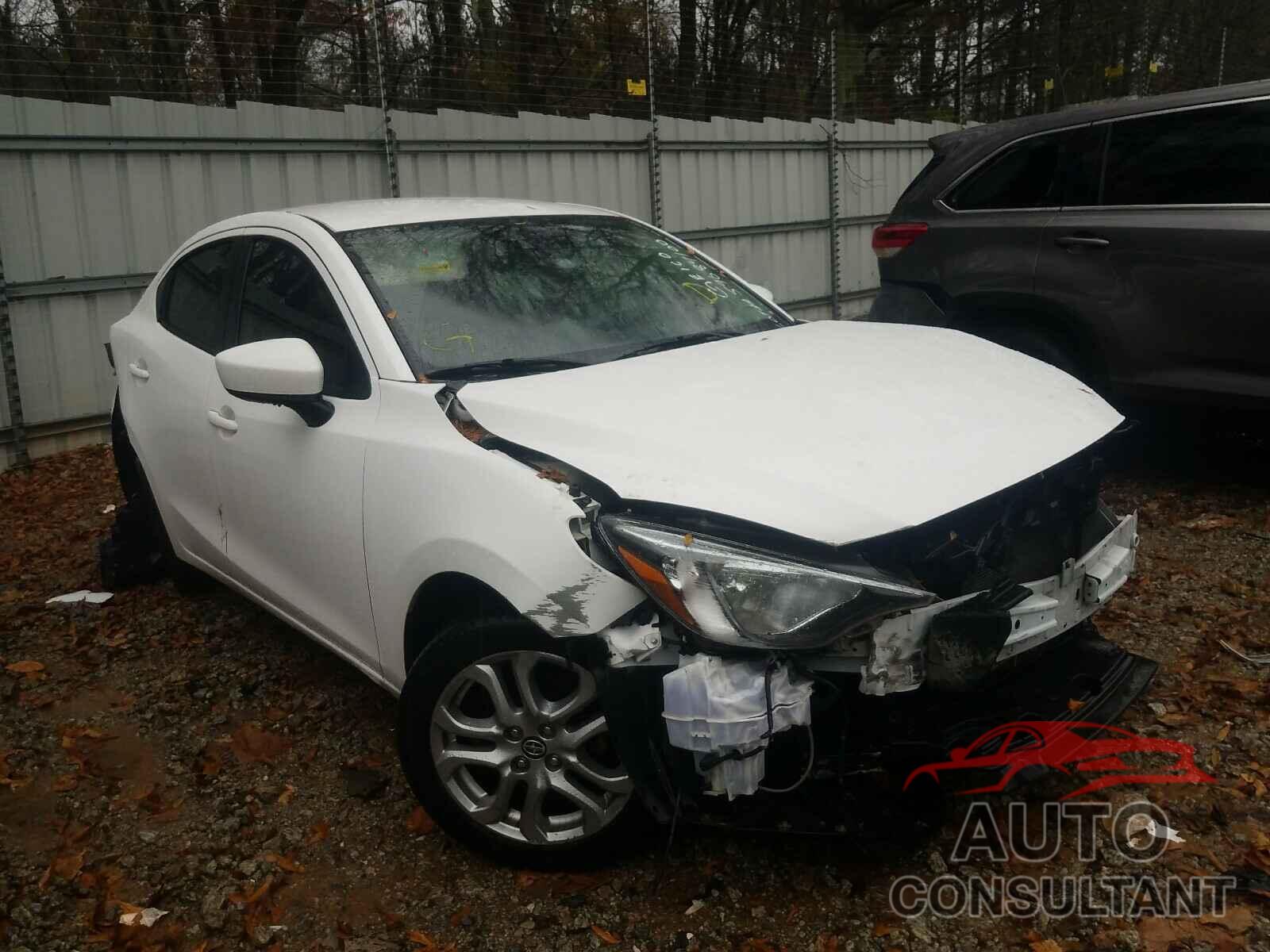 TOYOTA YARIS 2018 - 3MYDLBYV1JY333272