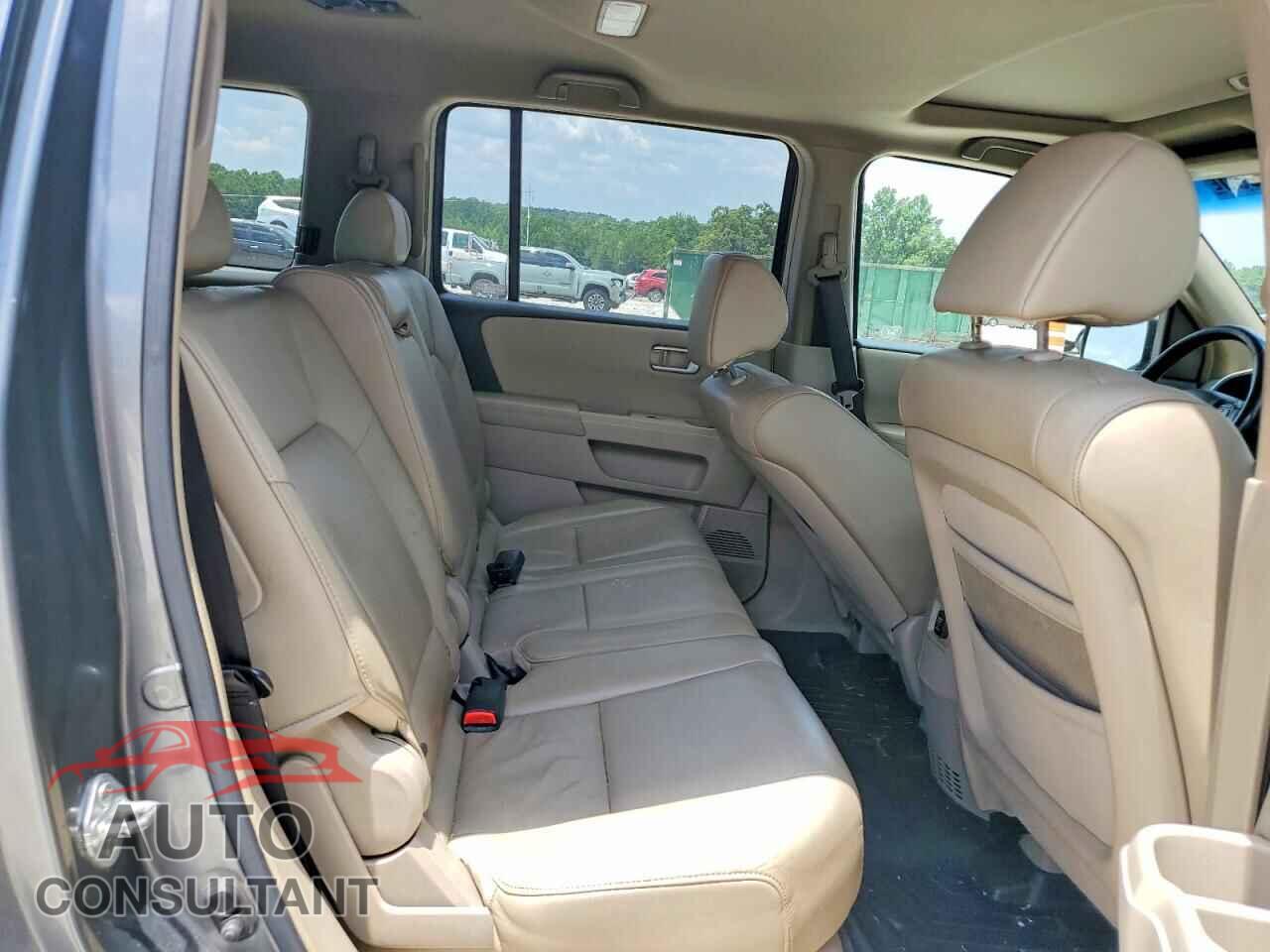 HONDA PILOT 2009 - 5FNYF48519B042247