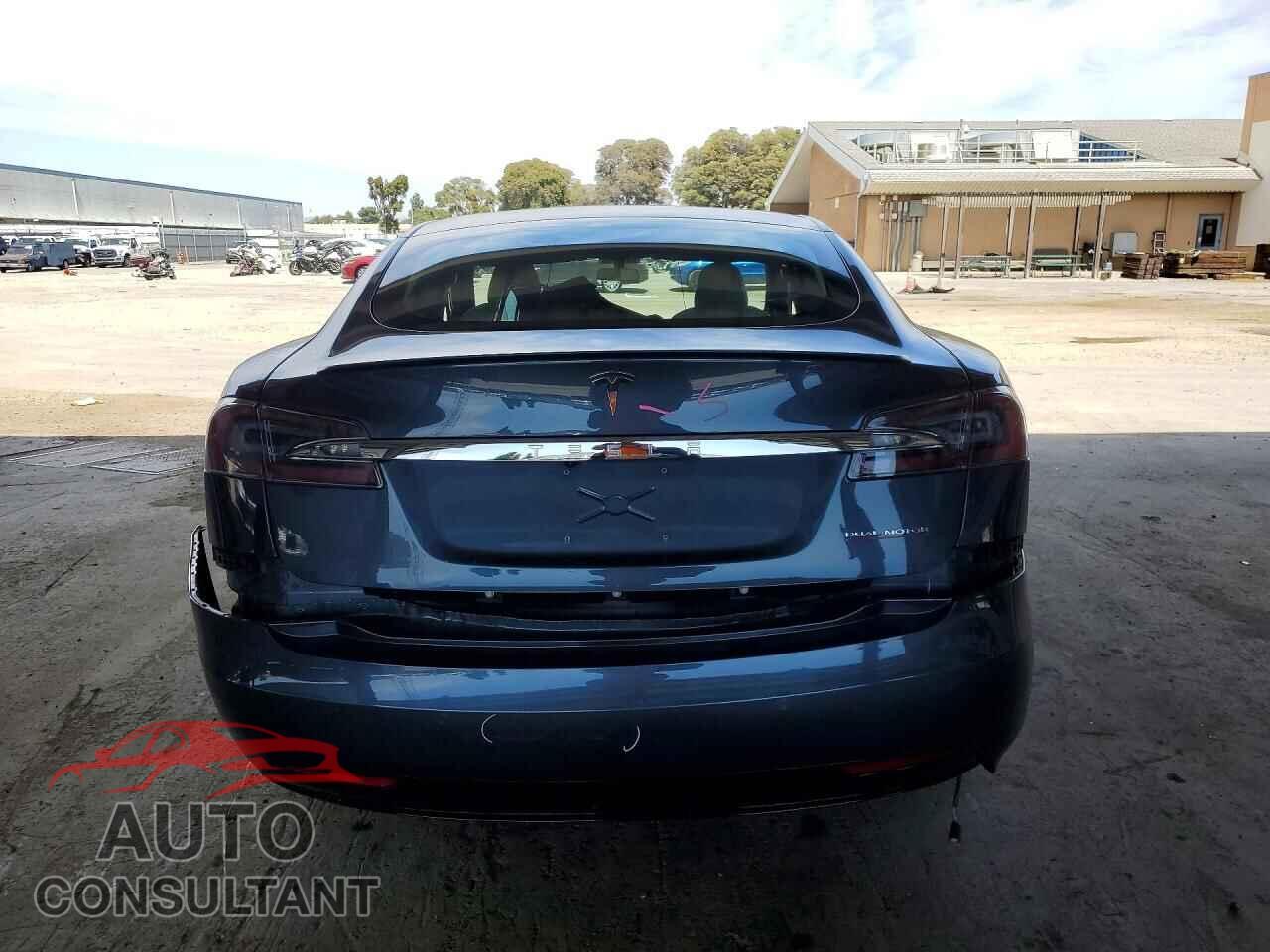 TESLA MODEL S 2020 - 5YJSA1E47LF365899