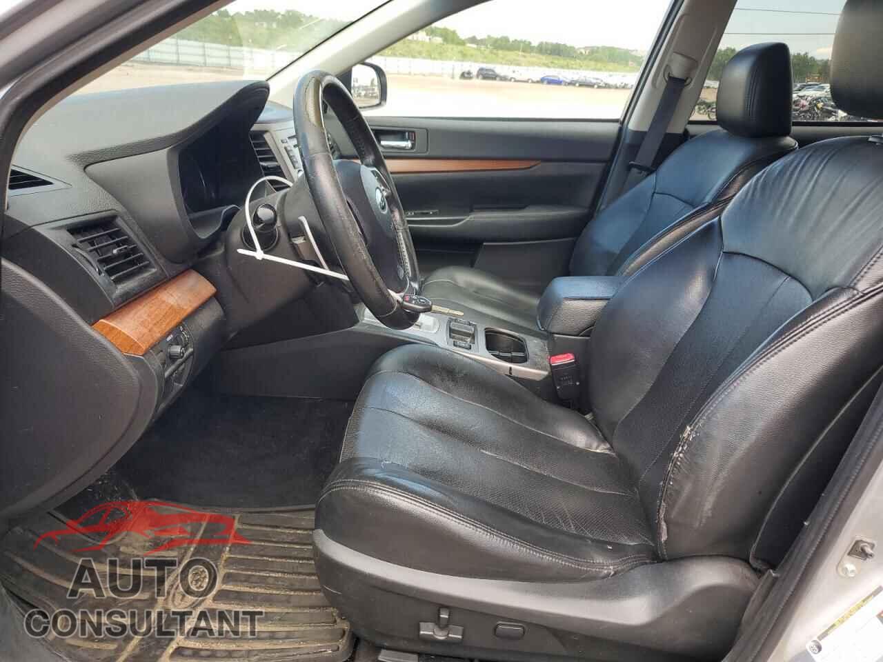 SUBARU OUTBACK 2014 - 4S4BRBLC7E3313578