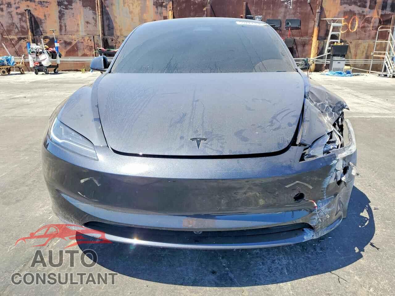 TESLA MODEL 3 2026 - 5YJ3E1EA6TF157981