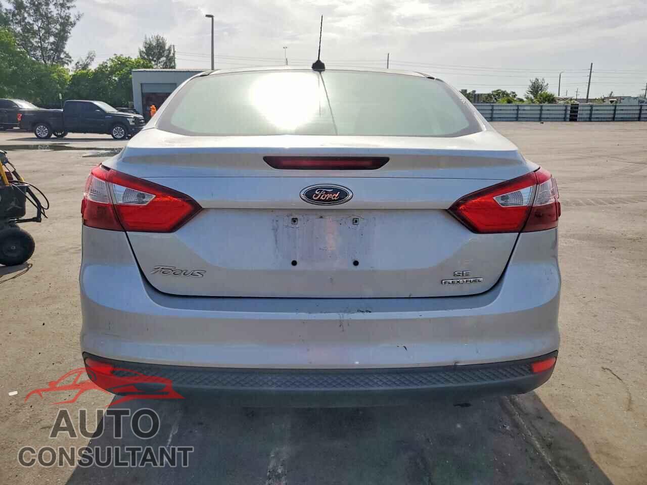 FORD FOCUS 2013 - 1FADP3F28DL136040