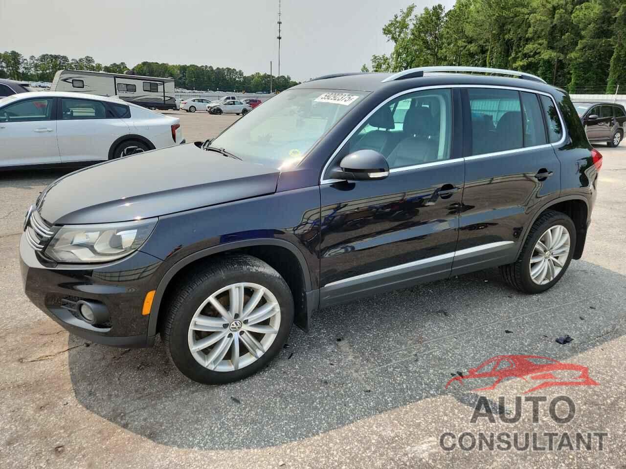 VOLKSWAGEN TIGUAN 2016 - WVGAV7AX8GW561222