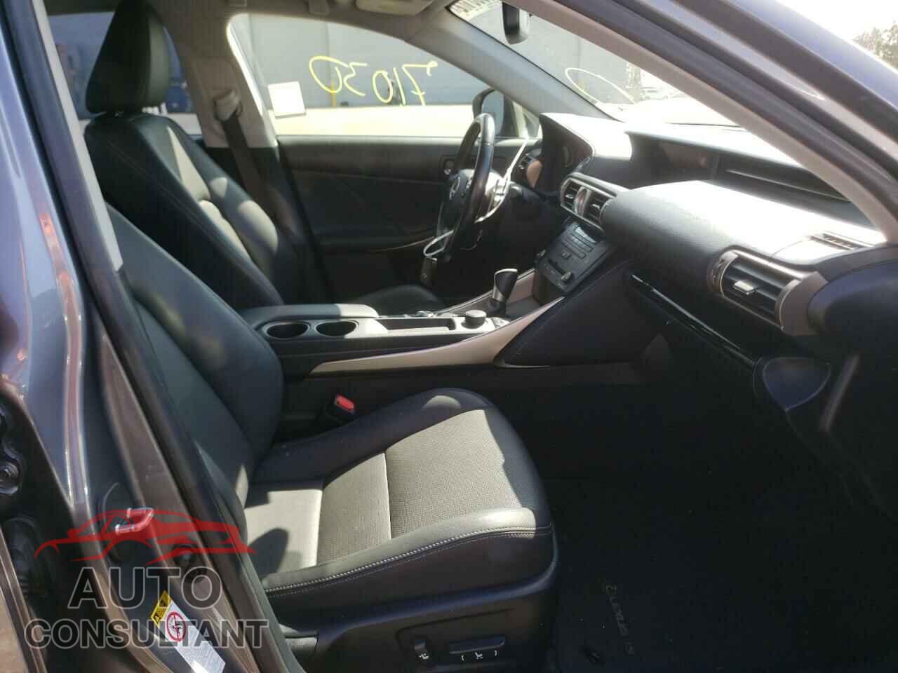 LEXUS IS 2016 - JTHBA1D23G5028443