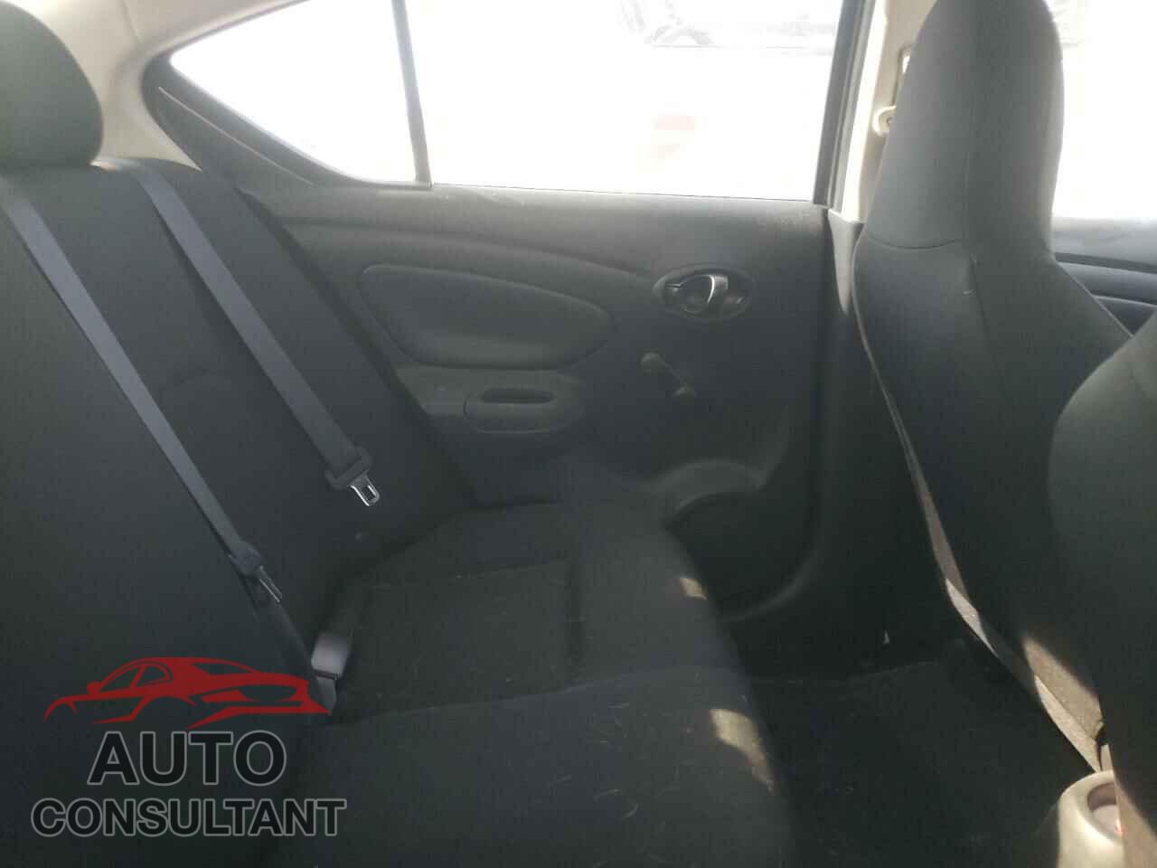 NISSAN VERSA 2016 - 3N1CN7AP0GL830237