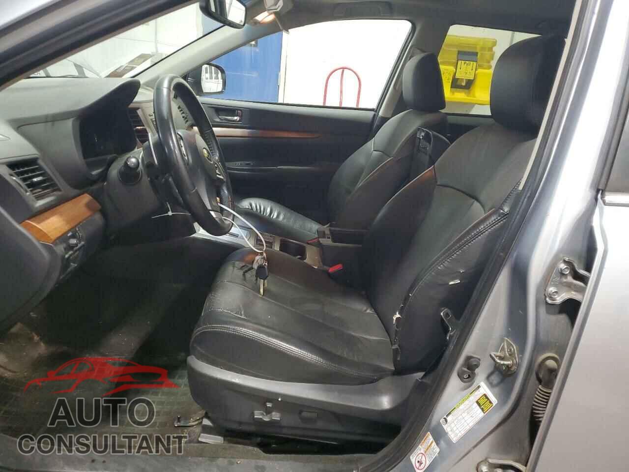 SUBARU OUTBACK 2014 - 4S4BRCLC2E3203379