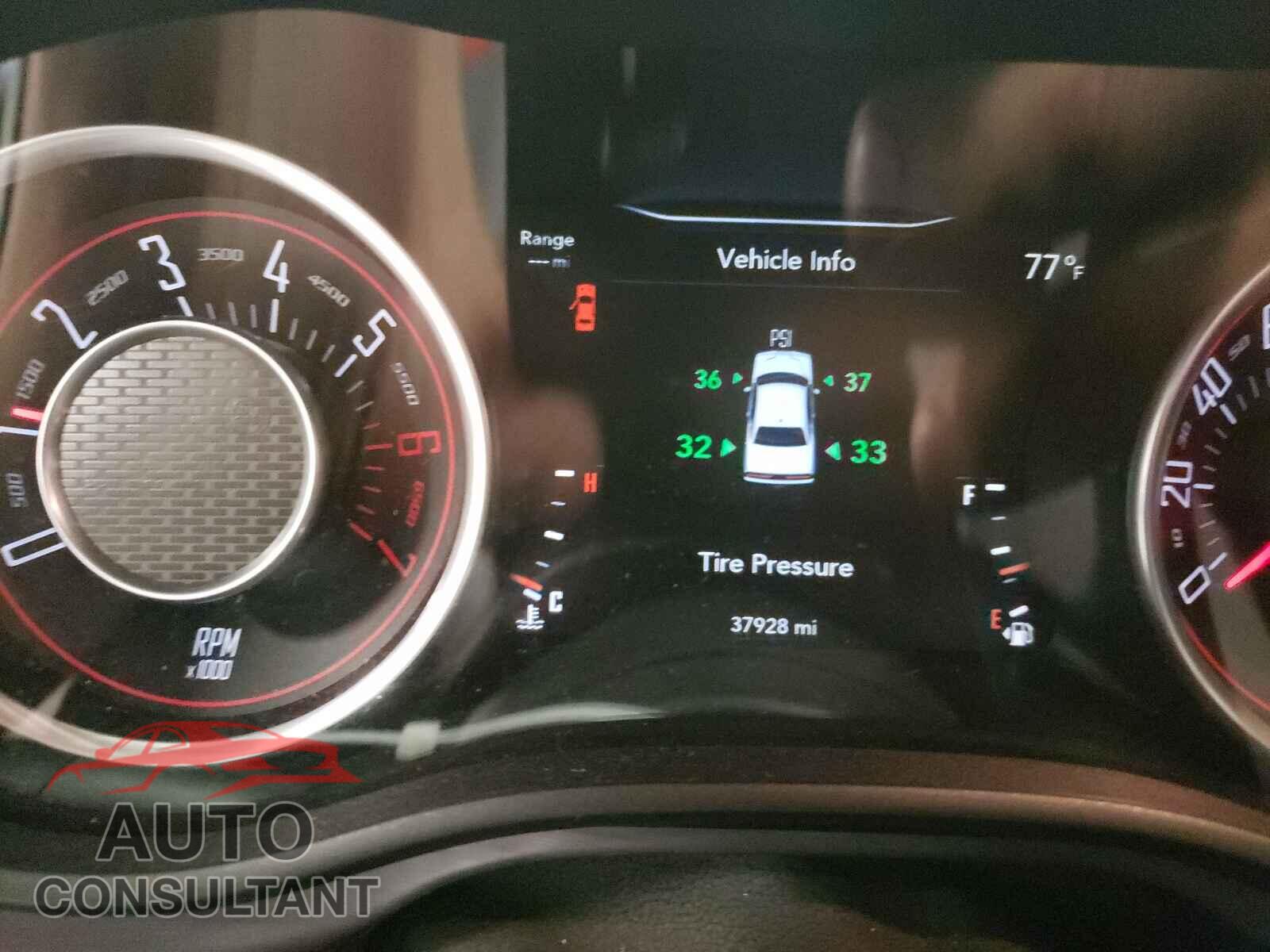 DODGE CHALLENGER 2016 - 2C3CDZBT1GH201672