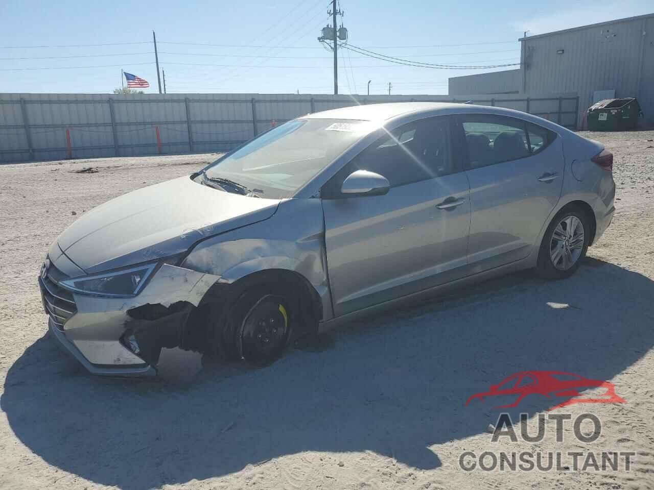 HYUNDAI ELANTRA 2020 - 5NPD84LFXLH586828