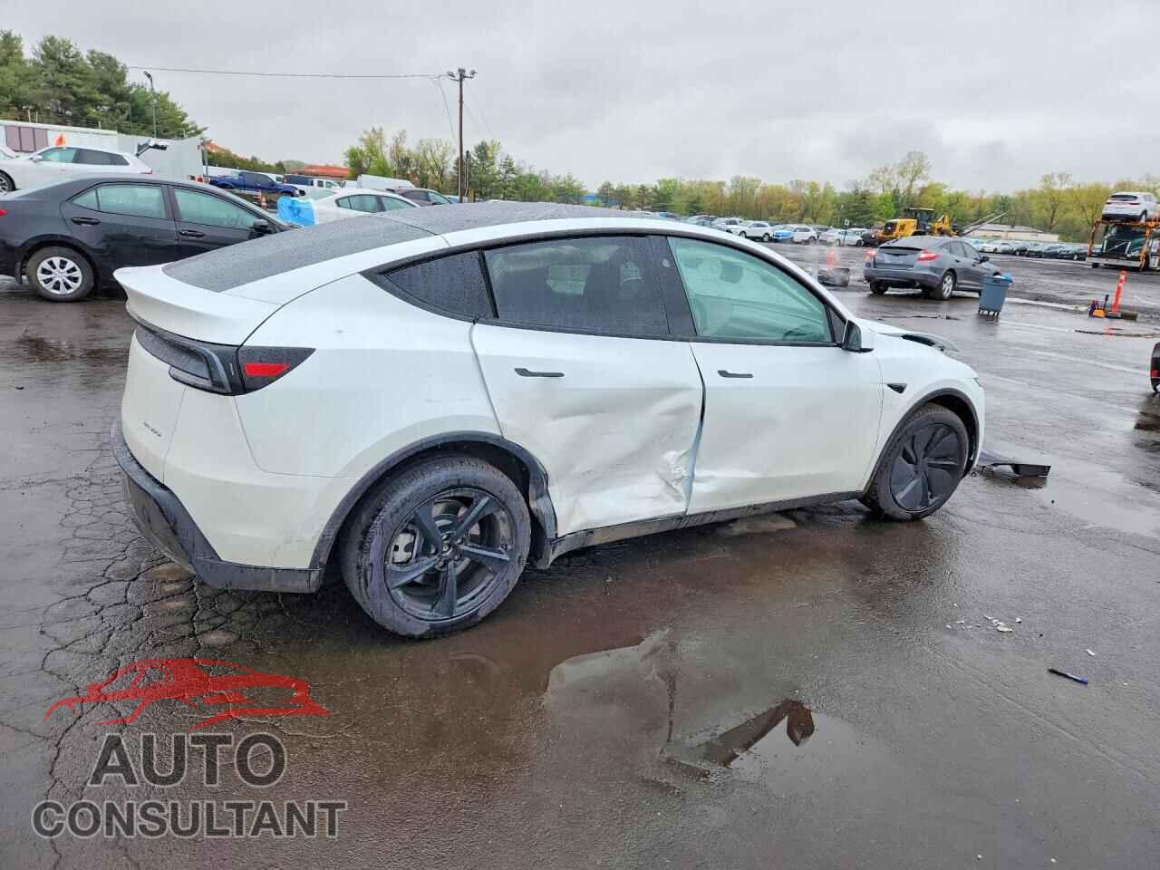 TESLA MODEL Y 2026 - 7SAYGDEE5TA476079