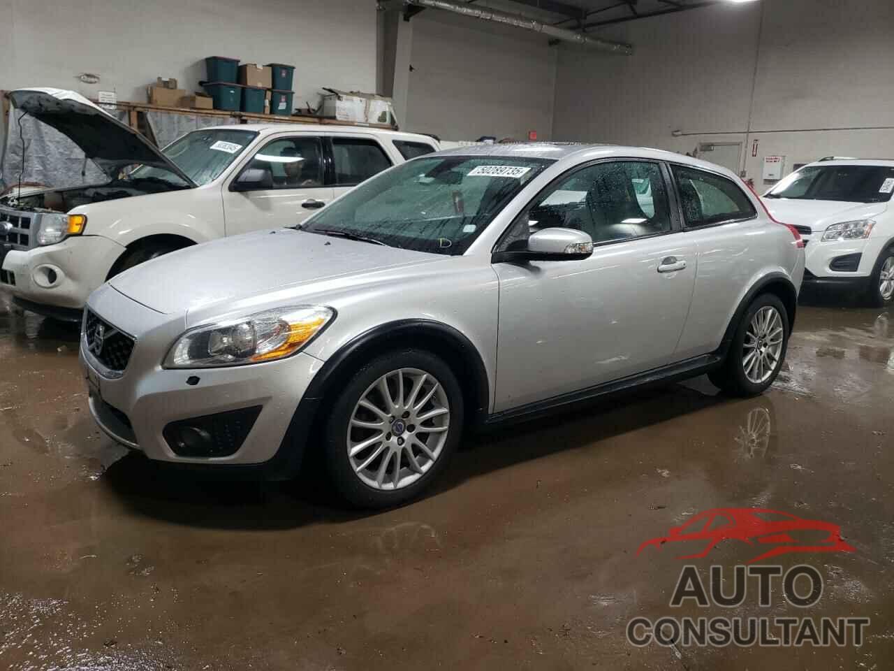 VOLVO C30 2011 - YV1672MK4B2204587