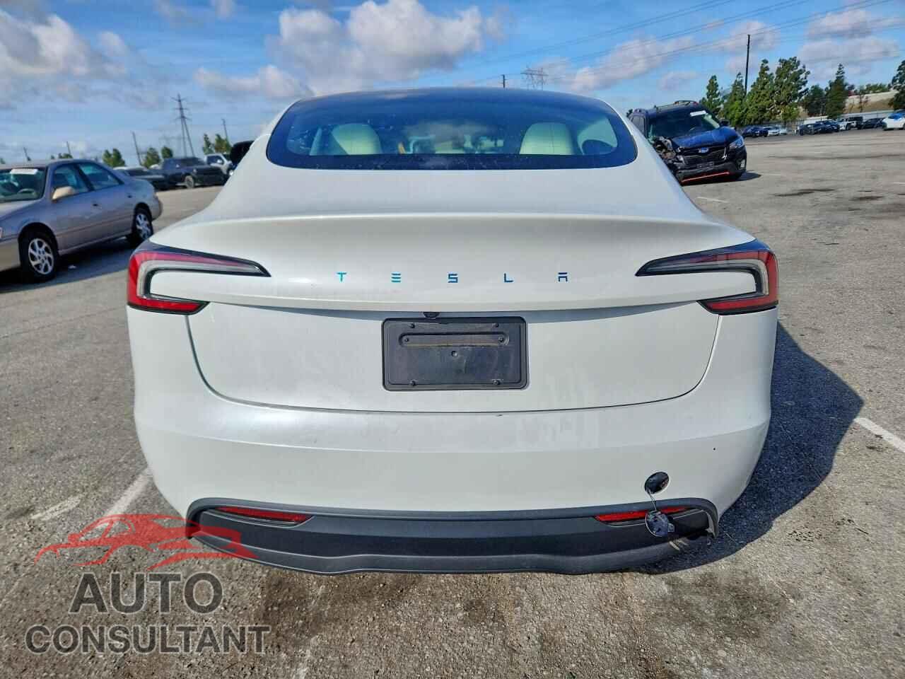 TESLA MODEL 3 2025 - 5YJ3E1EA7SF913722