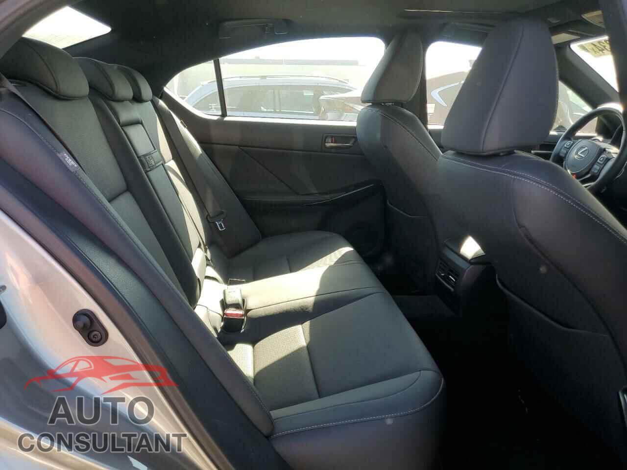 LEXUS IS 2023 - JTHCA1D22P5124584