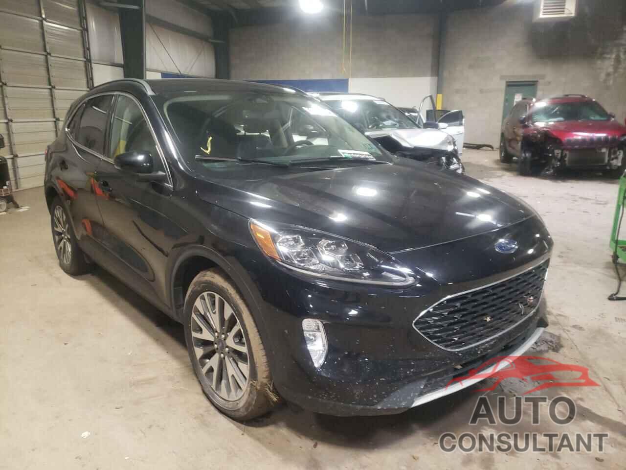 FORD ESCAPE 2020 - 1FMCU9J91LUB18019